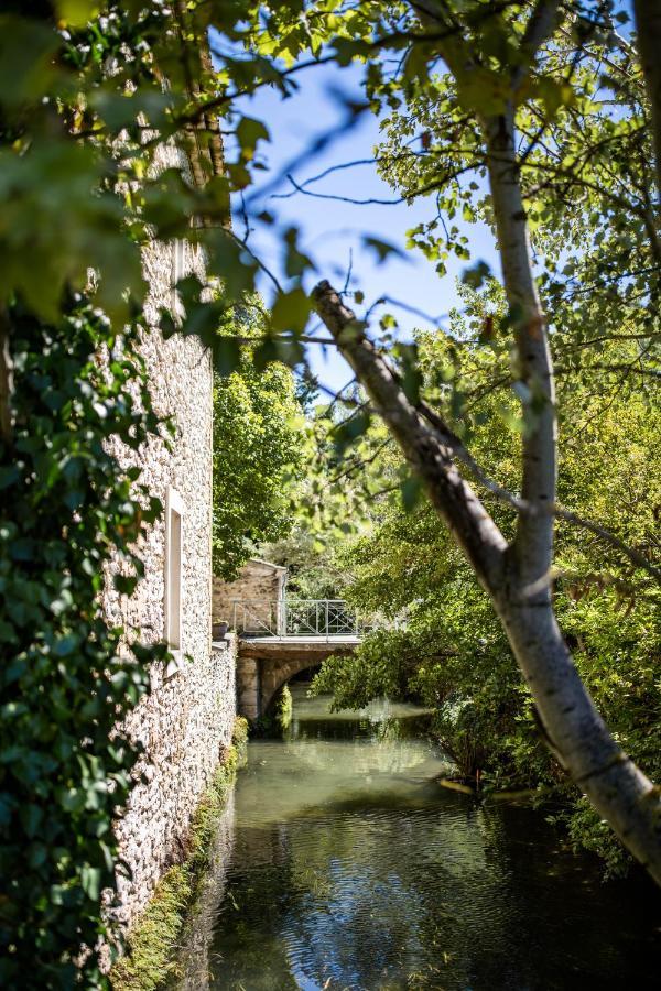 Domaine De Blanche Fleur Hotel Châteauneuf-de-Gadagne Екстериор снимка
