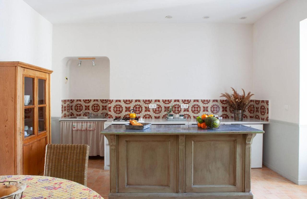 Domaine De Blanche Fleur Hotel Châteauneuf-de-Gadagne Екстериор снимка