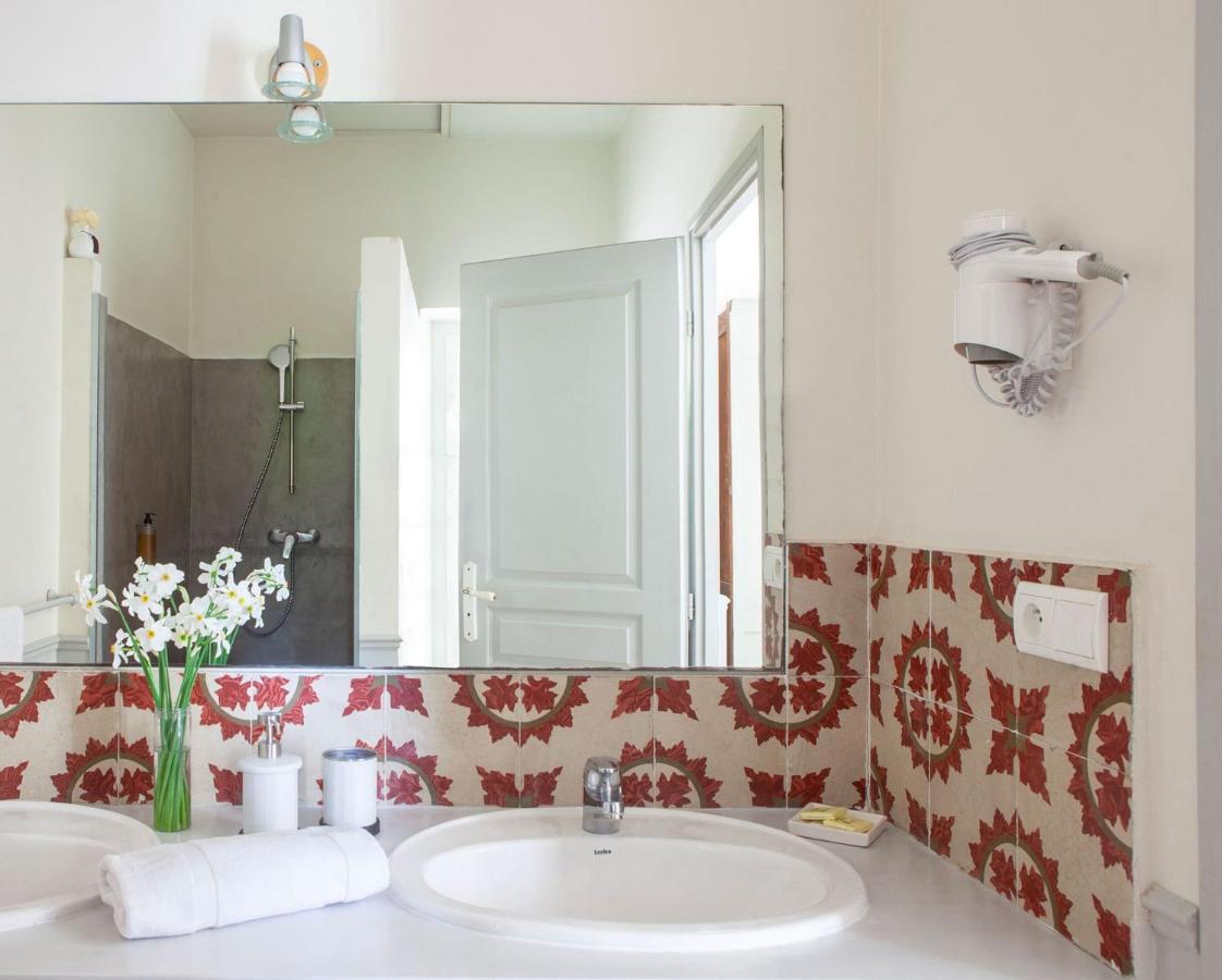 Domaine De Blanche Fleur Hotel Châteauneuf-de-Gadagne Екстериор снимка