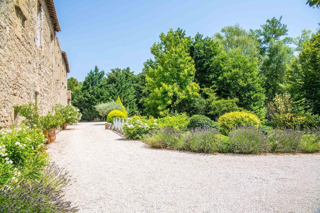 Domaine De Blanche Fleur Hotel Châteauneuf-de-Gadagne Екстериор снимка